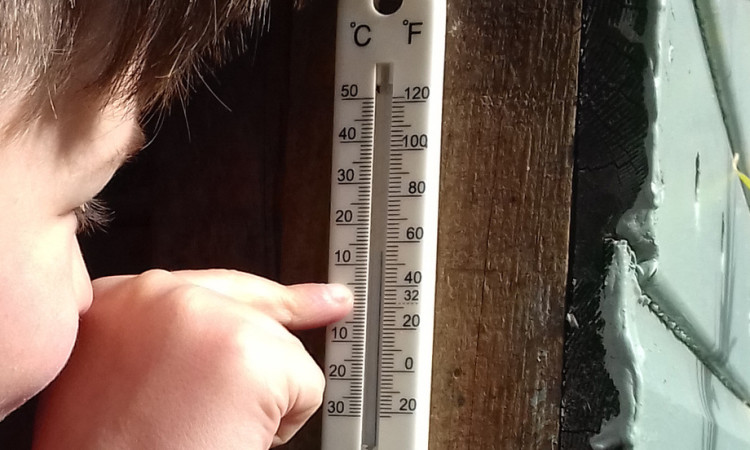 Measuring temperatures