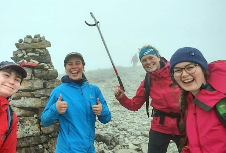 Nevis summit clear up volunteers 2024